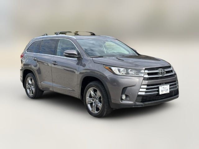 2019 Toyota Highlander 