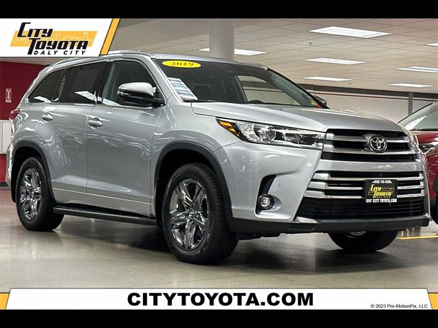 2019 Toyota Highlander Limited Platinum