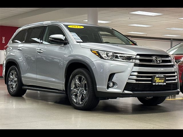 2019 Toyota Highlander Limited Platinum