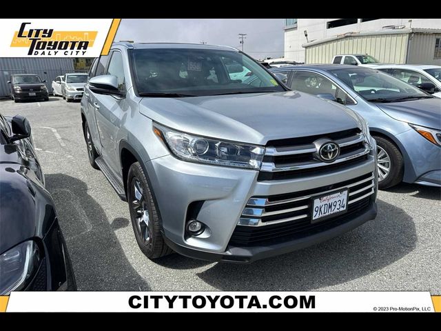 2019 Toyota Highlander Limited Platinum