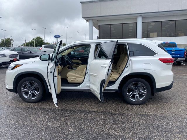 2019 Toyota Highlander Limited Platinum