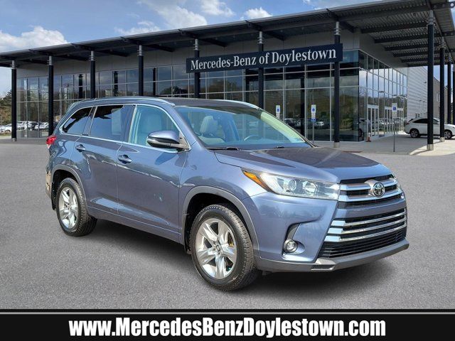 2019 Toyota Highlander 