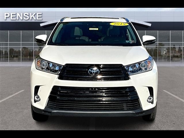 2019 Toyota Highlander 