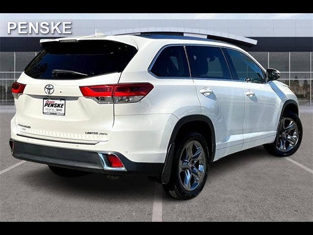 2019 Toyota Highlander 