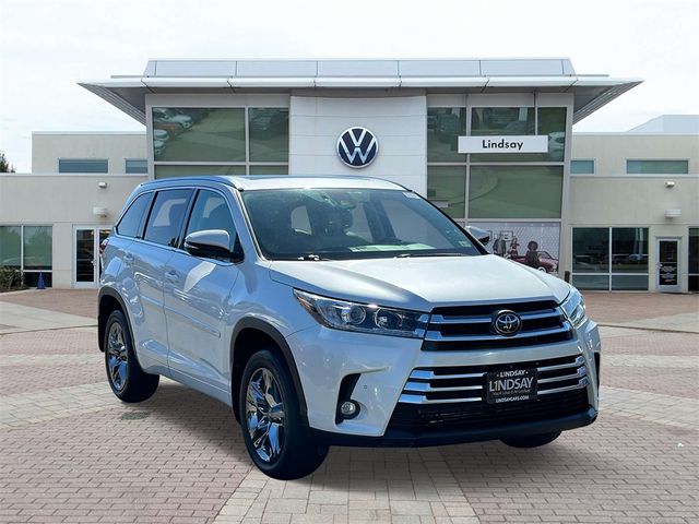 2019 Toyota Highlander Limited Platinum