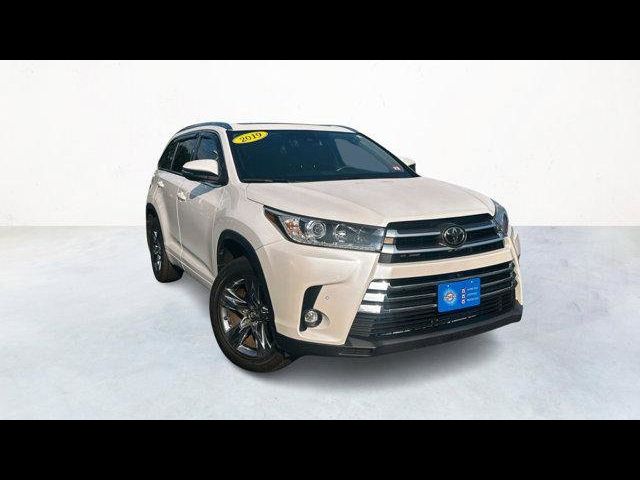 2019 Toyota Highlander 