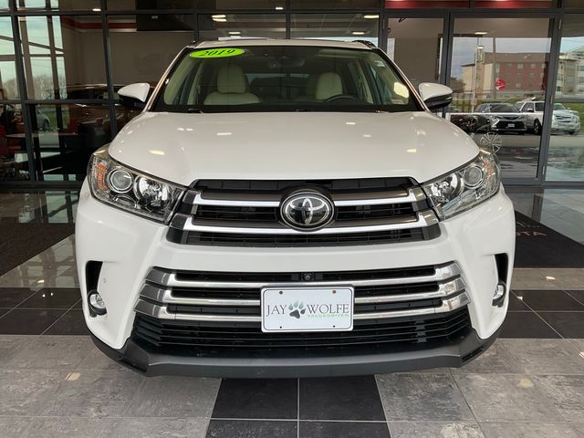 2019 Toyota Highlander Limited Platinum