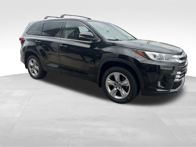 2019 Toyota Highlander 