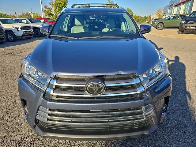 2019 Toyota Highlander 