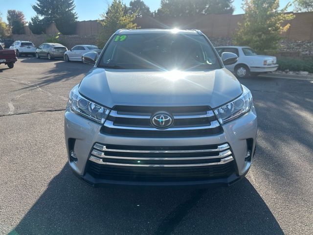 2019 Toyota Highlander Limited Platinum