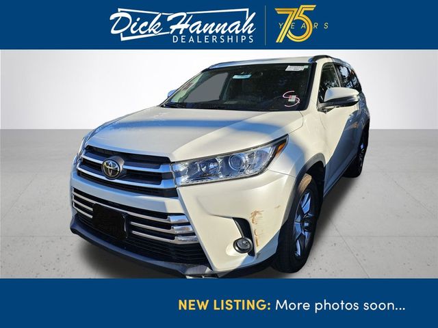 2019 Toyota Highlander 