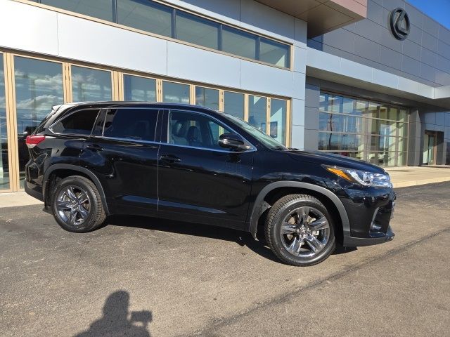 2019 Toyota Highlander Limited Platinum