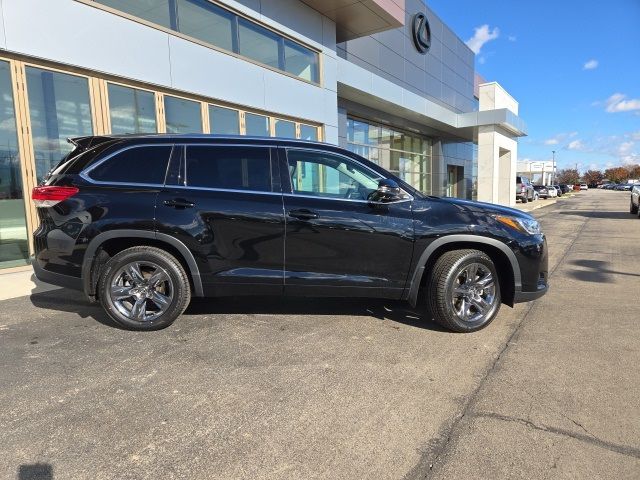 2019 Toyota Highlander Limited Platinum