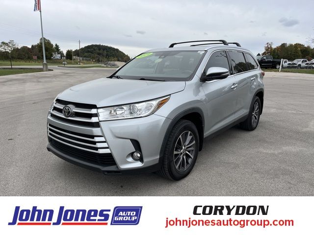 2019 Toyota Highlander SE