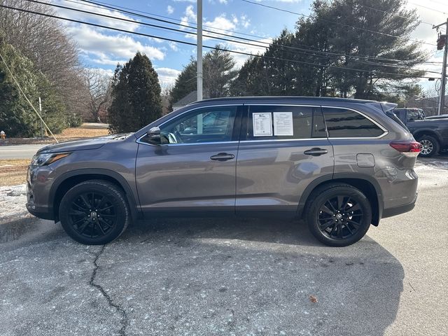 2019 Toyota Highlander SE