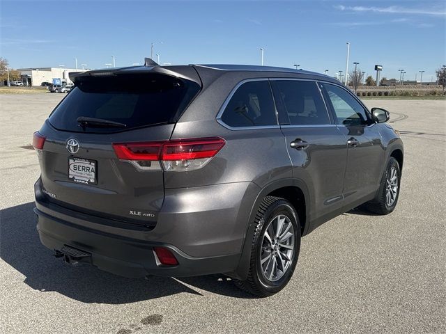 2019 Toyota Highlander 