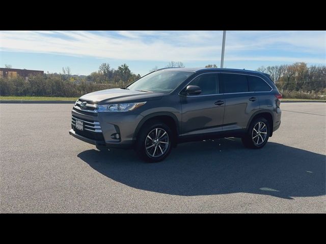 2019 Toyota Highlander 