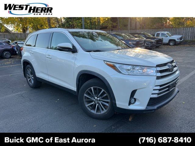 2019 Toyota Highlander 