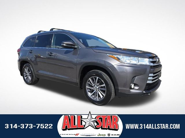 2019 Toyota Highlander 