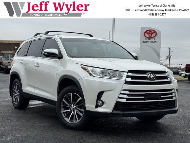 2019 Toyota Highlander SE