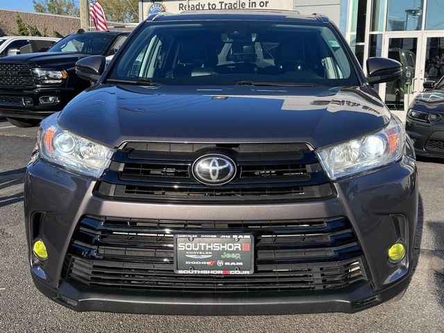 2019 Toyota Highlander 