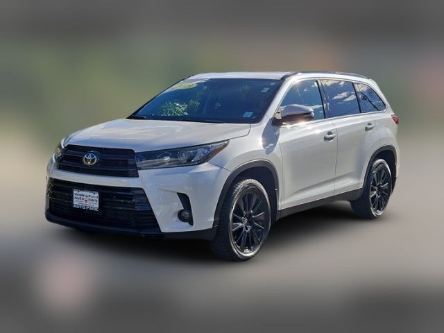 2019 Toyota Highlander SE