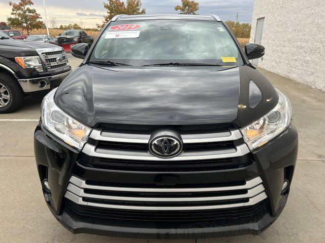 2019 Toyota Highlander 