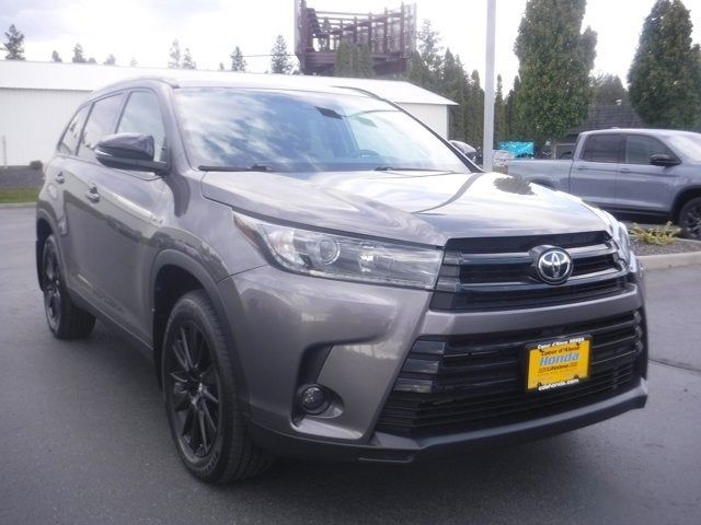 2019 Toyota Highlander 