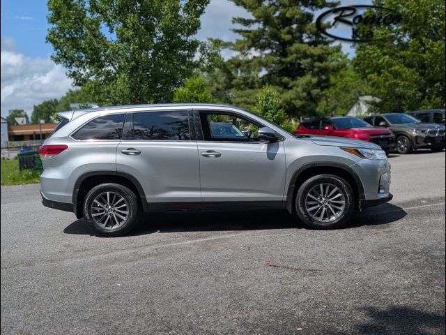 2019 Toyota Highlander 