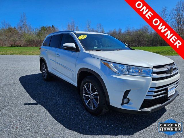 2019 Toyota Highlander 