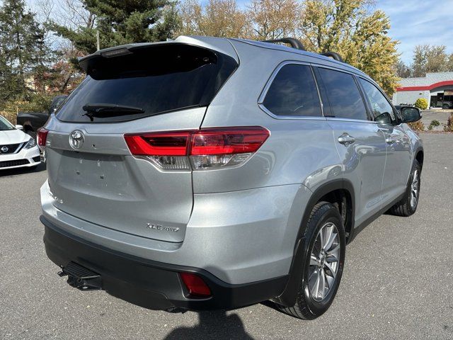 2019 Toyota Highlander 