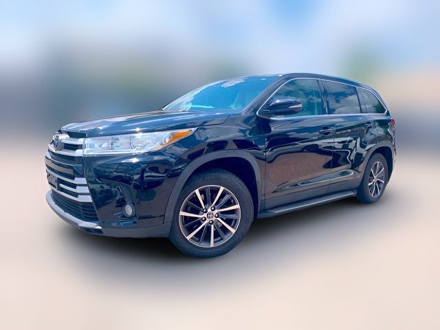 2019 Toyota Highlander 