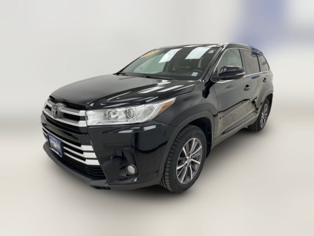 2019 Toyota Highlander 