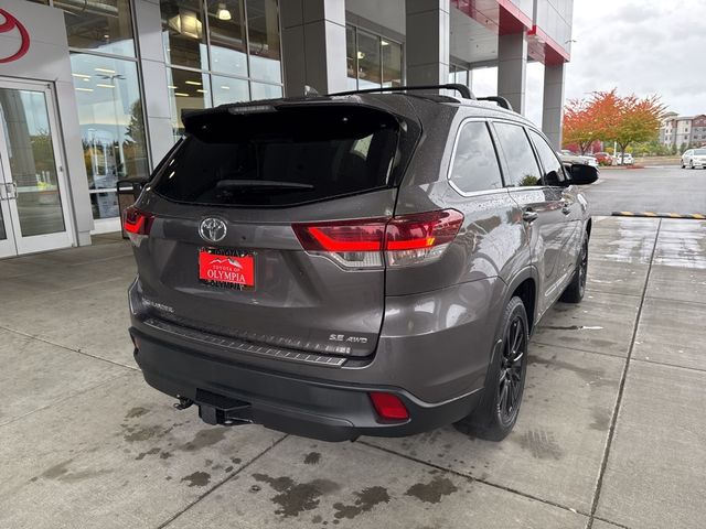 2019 Toyota Highlander SE