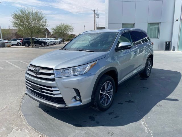 2019 Toyota Highlander 