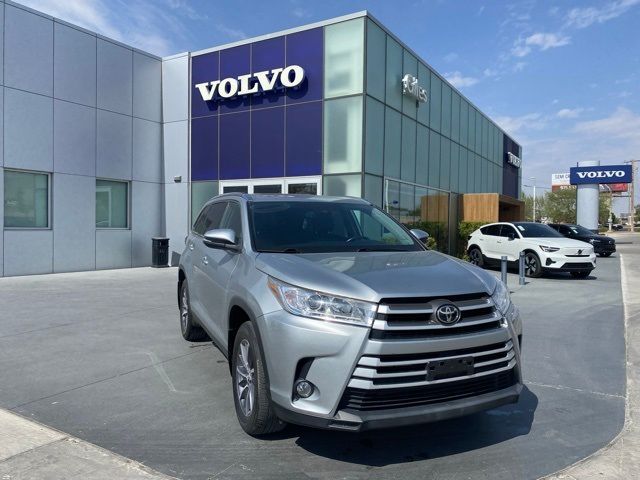 2019 Toyota Highlander 