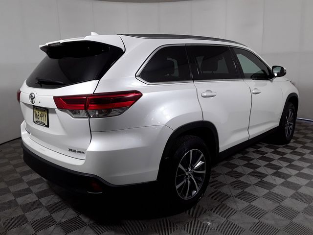 2019 Toyota Highlander 