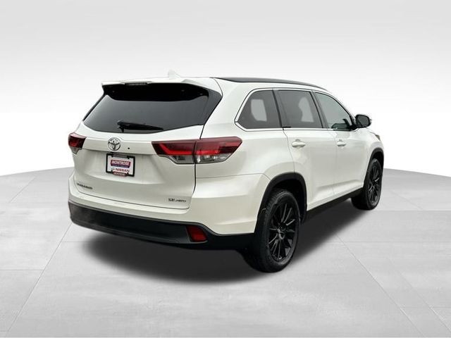 2019 Toyota Highlander SE