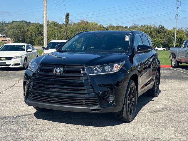 2019 Toyota Highlander SE