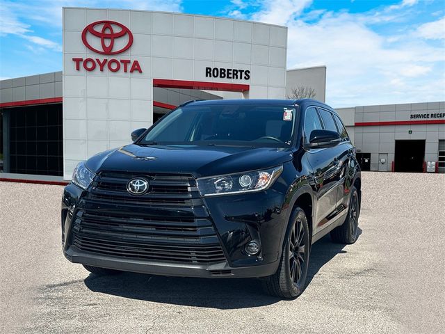 2019 Toyota Highlander SE