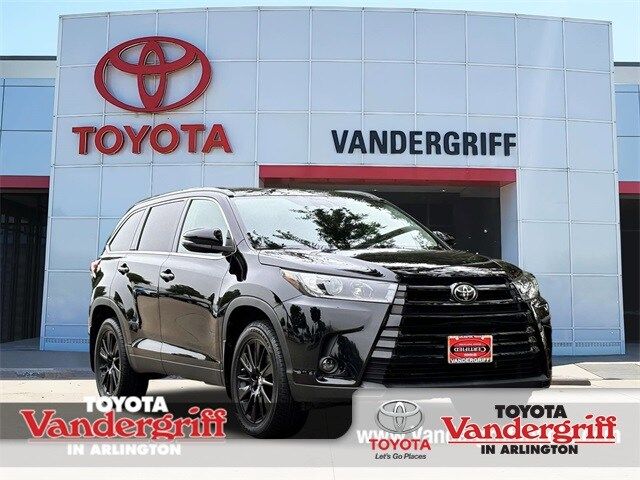 2019 Toyota Highlander SE