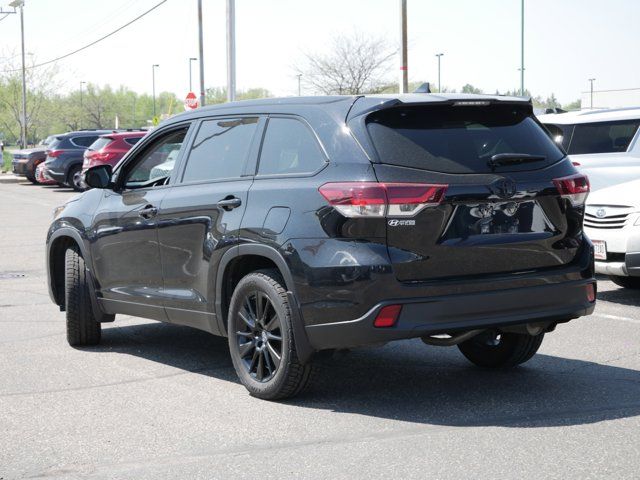 2019 Toyota Highlander SE