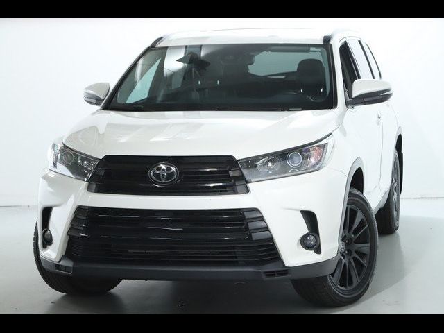 2019 Toyota Highlander SE