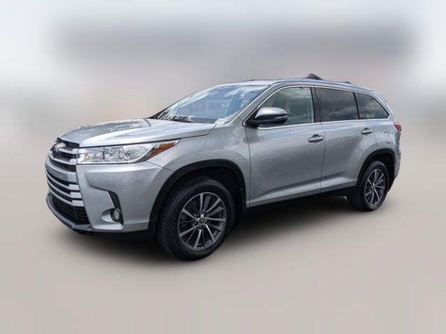 2019 Toyota Highlander 