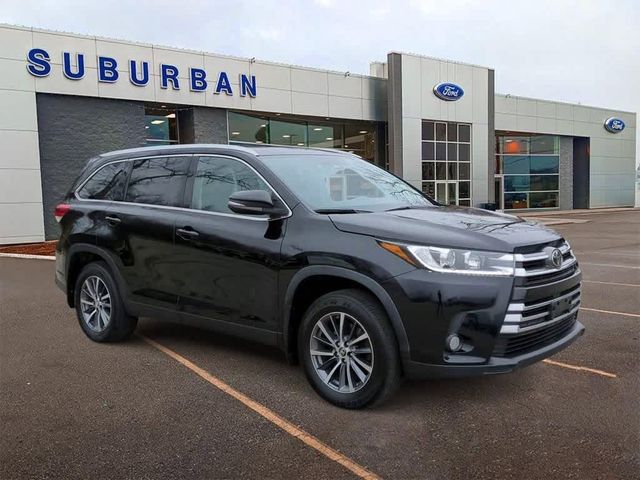 2019 Toyota Highlander 