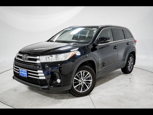 2019 Toyota Highlander 