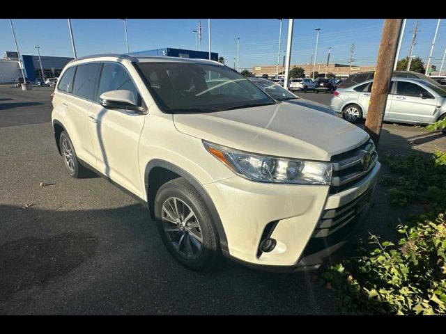 2019 Toyota Highlander 