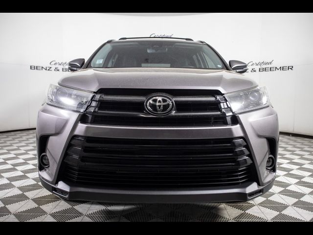 2019 Toyota Highlander SE