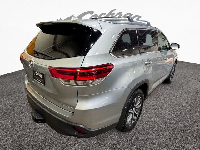 2019 Toyota Highlander 