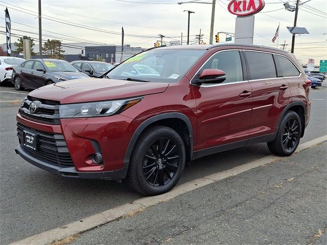 2019 Toyota Highlander SE